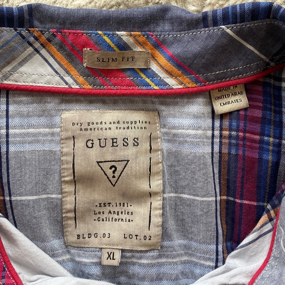 Men’s Guess Slim Fit Button Up Short Sleeve Shirt Blue and Red Plaid Size XL - Picture 6 of 8